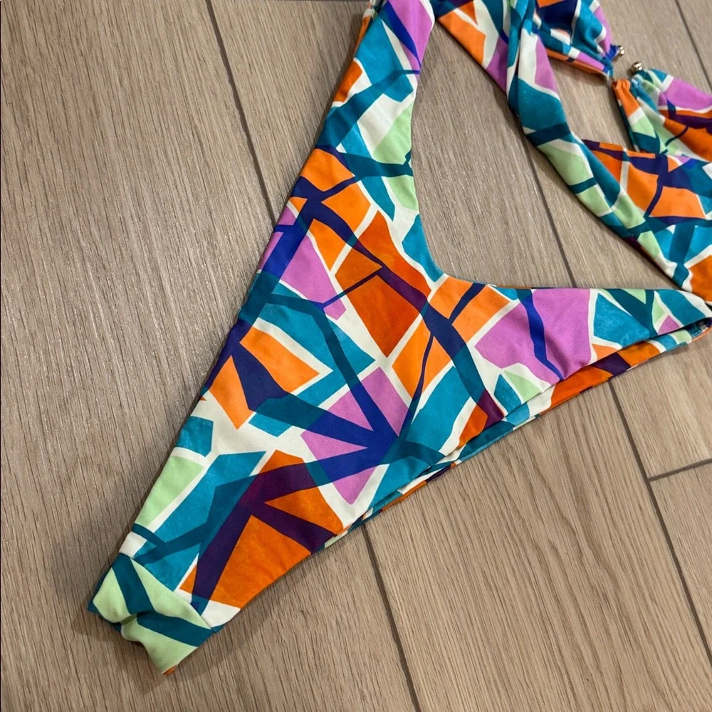 Lovers and Friends Geometric Bikini Sz M Colorful Twist Top High Waisted - Picture 11 of 11